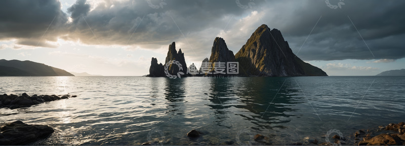 高清大图下载【趣麦麦图】海上矗立的岩石与天空景观