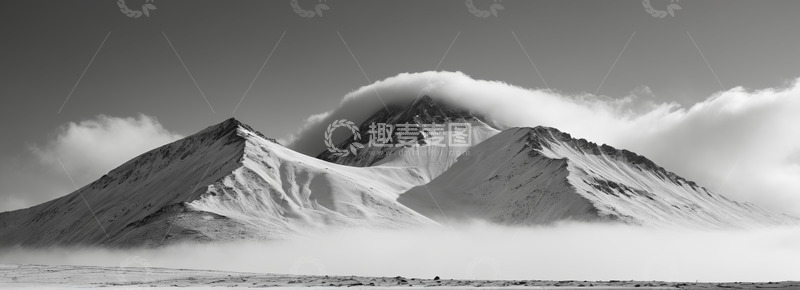 高清大图下载【趣麦麦图】雪山云雾环绕自然景观