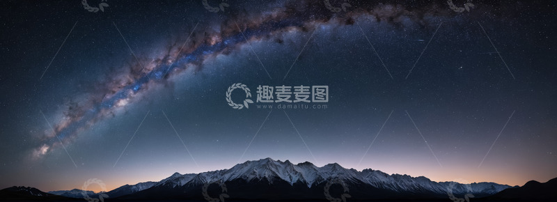 高清大图下载【趣麦麦图】雪山夜空银河系壮丽景象