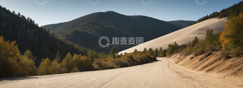 高清大图下载【趣麦麦图】山间沙地公路自然风光