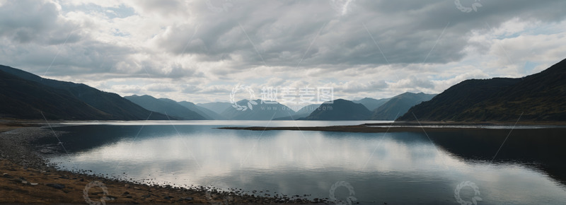 高清大图下载【趣麦麦图】山水湖泊与多云天空风景