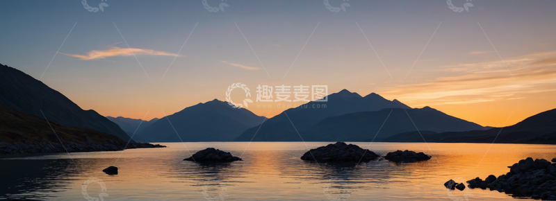 高清大图下载【趣麦麦图】山水间黄昏时分湖景