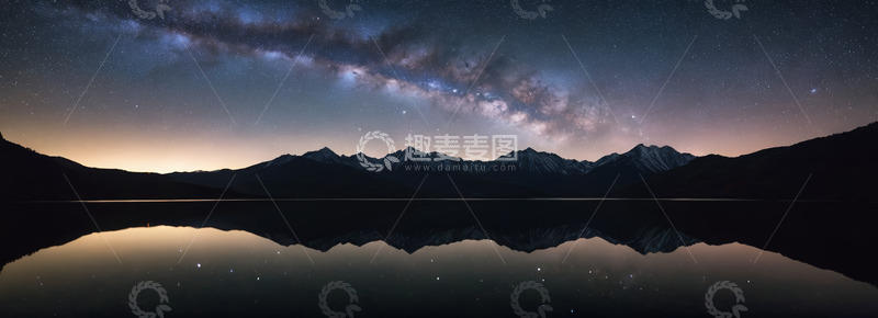 高清大图下载【趣麦麦图】星空下的山脉与湖面倒影