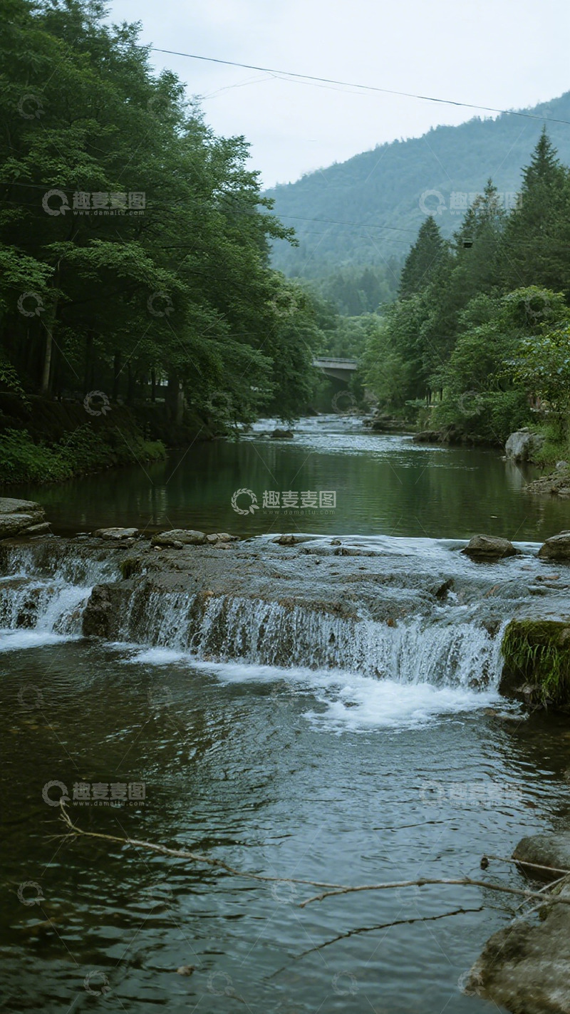 高清大图下载【趣麦麦图】山间溪流风光摄影素材