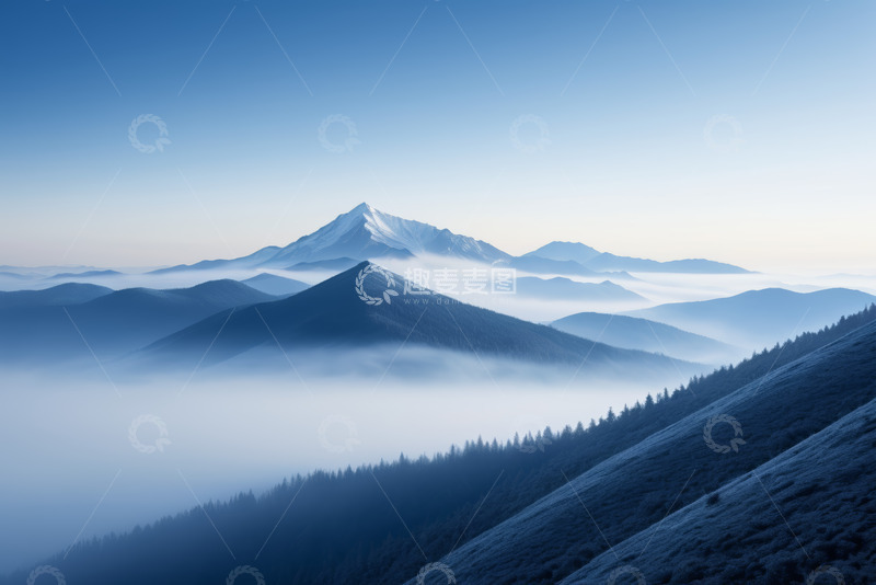 高清大图下载【趣麦麦图】山间云海环绕的壮丽雪山景观