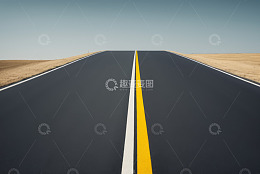 空旷户外沥青道路