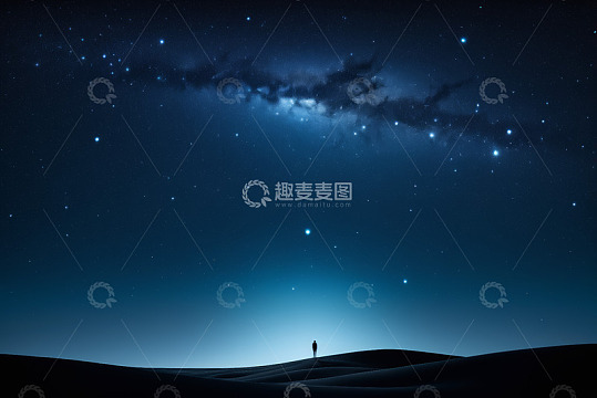 沙漠中仰望星空的人