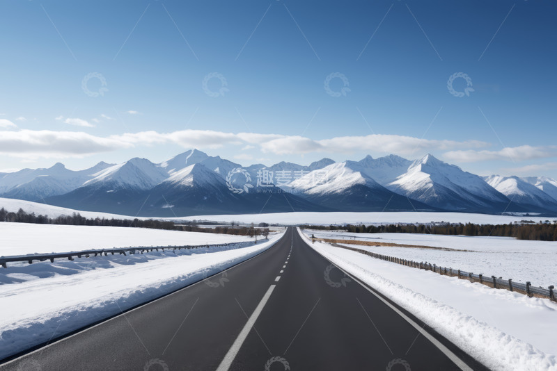 高清大图下载【趣麦麦图】雪后公路与远处雪山景观
