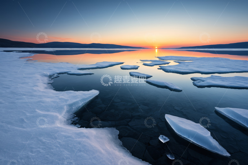 高清大图下载【趣麦麦图】冰面夕阳下的自然景观