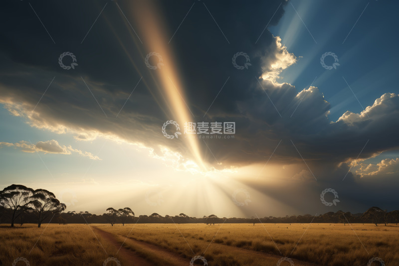 高清大图下载【趣麦麦图】草原日出时分阳光穿透云层