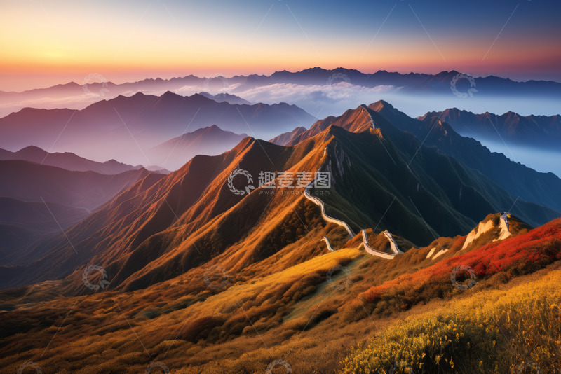 高清大图下载【趣麦麦图】秋日山间蜿蜒长城全景