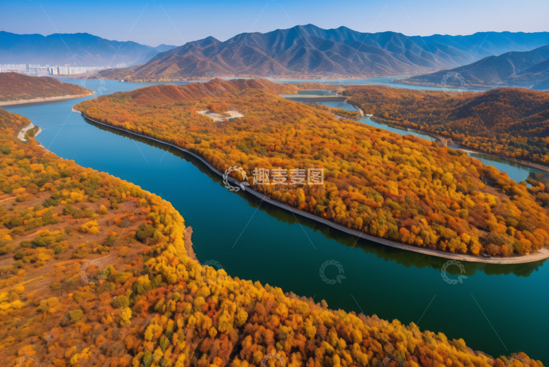 高清大图下载【趣麦麦图】秋季山水森林航拍全景