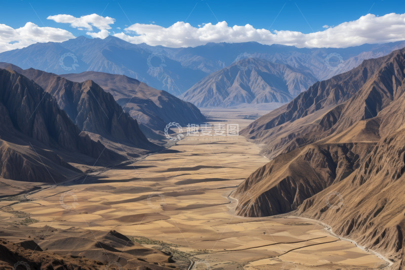 高清大图下载【趣麦麦图】广袤山谷与连绵山脉景观