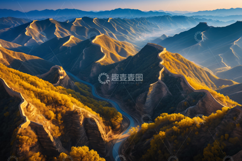 高清大图下载【趣麦麦图】秋季山脉间蜿蜒的长城景观
