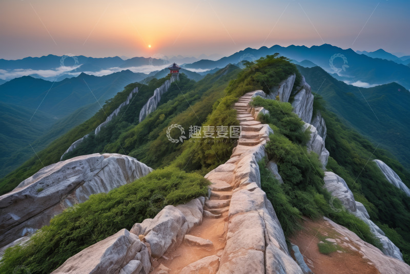 高清大图下载【趣麦麦图】山间日落景色与石径