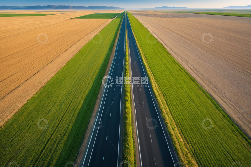 高清大图下载【趣麦麦图】公路穿行田野航拍景观