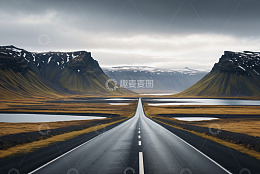 旷野中的笔直公路景观