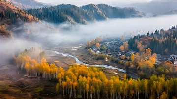 秋日山谷雾霭风景摄影