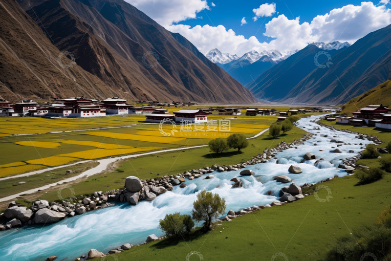 高清大图下载【趣麦麦图】山间河谷藏族村落田园风光