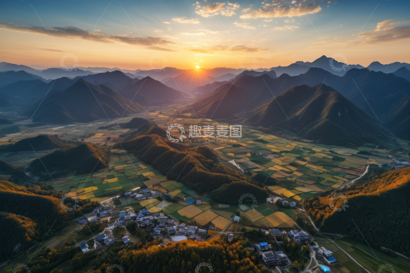 高清大图下载【趣麦麦图】乡村田野日落航拍全景