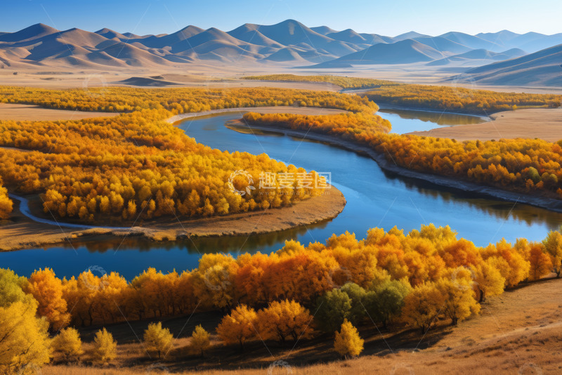 高清大图下载【趣麦麦图】秋季河流蜿蜒于金黄树林间