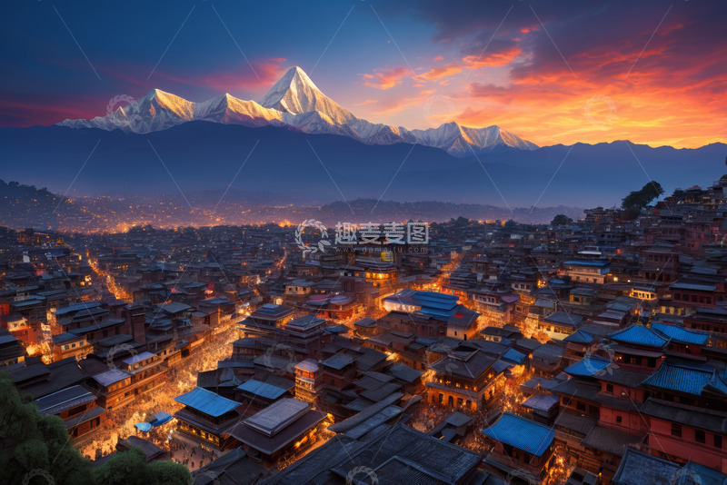 高清大图下载【趣麦麦图】雪山下的城市夜景俯瞰