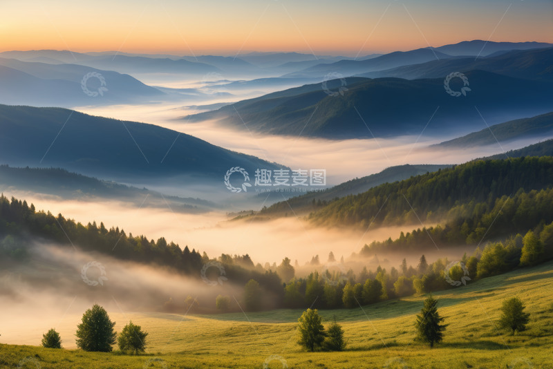 高清大图下载【趣麦麦图】山间晨雾森林自然风光
