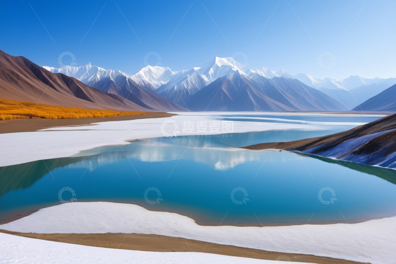 高清大图下载【趣麦麦图】高山下的湖泊自然风光