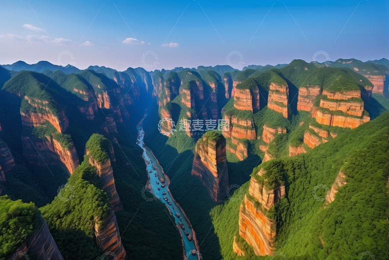 山谷河流自然风光全景