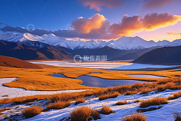 雪山下的草原与湿地风光