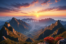 日出时分连绵山脉风景