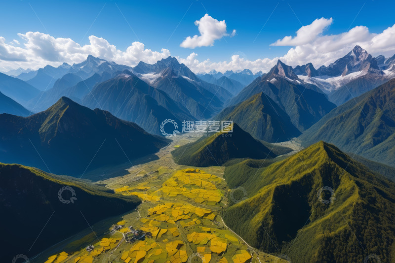 高清大图下载【趣麦麦图】高山山谷间田园风光航拍