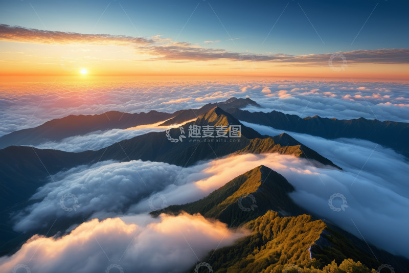 高清大图下载【趣麦麦图】山峦云海间的日出景象
