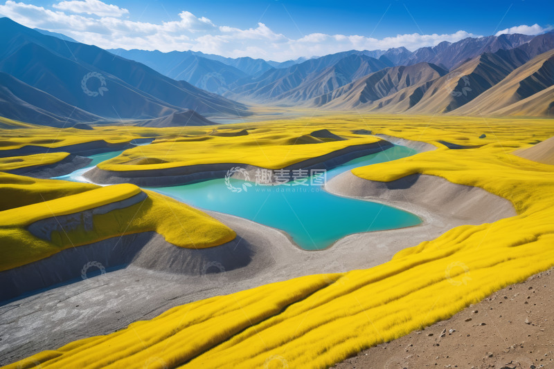 高清大图下载【趣麦麦图】山谷间黄绿相间的自然风光
