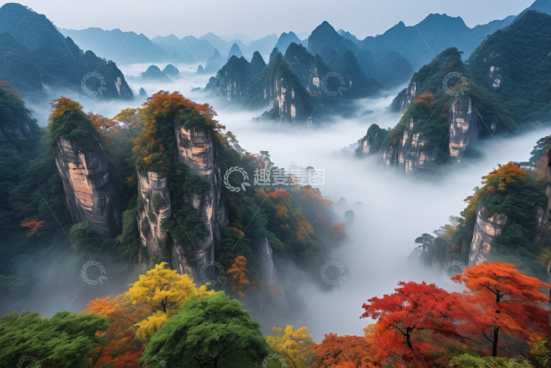 高清大图下载【趣麦麦图】秋季云雾缭绕的山景风光