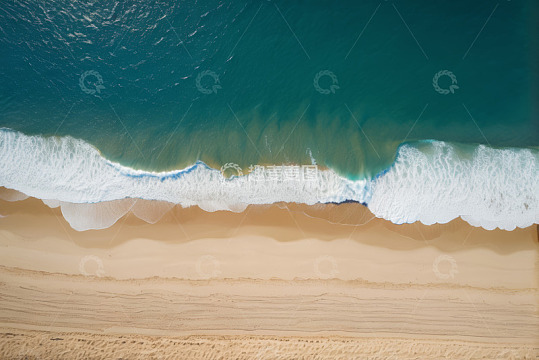 俯拍沙滩海浪自然风光