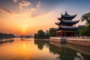 河畔古亭日落景色