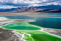 湖泊自然风光全景