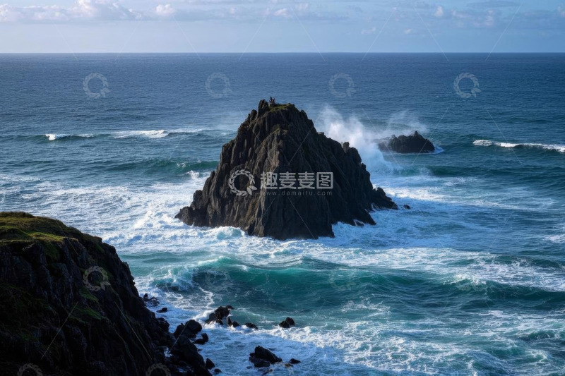 高清大图下载【趣麦麦图】海洋中的孤立岩石景观