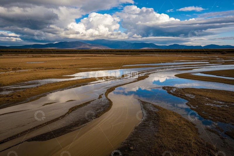 高清大图下载【趣麦麦图】广袤原野湿地与天空风景