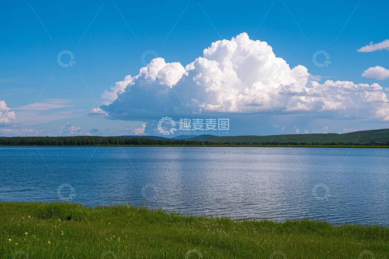 高清大图下载【趣麦麦图】湖畔自然风光与蓝天白云景致