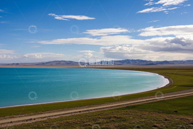 高清大图下载【趣麦麦图】广阔湖泊与草原自然风光