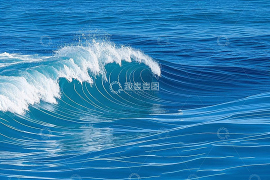 蓝色海洋翻涌的波浪