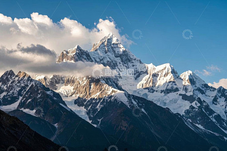 雪山自然风光全景