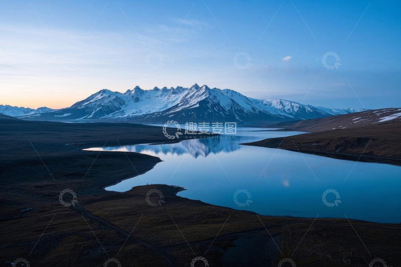 高清大图下载【趣麦麦图】雪山湖泊自然风光全景