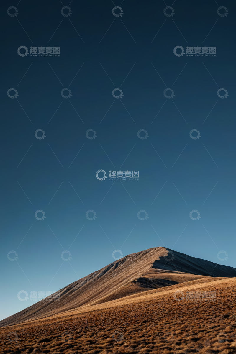 高清大图下载【趣麦麦图】蓝天之下的山丘自然景观