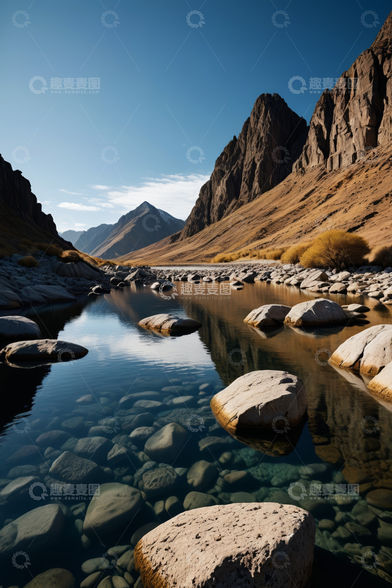 高清大图下载【趣麦麦图】山间清澈河流与岩石风景