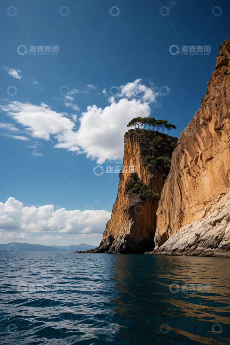 高清大图下载【趣麦麦图】海边悬崖与蓝天海景