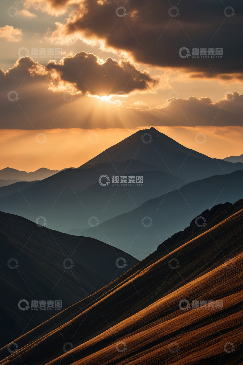 高清大图下载【趣麦麦图】山间日落时分自然风光