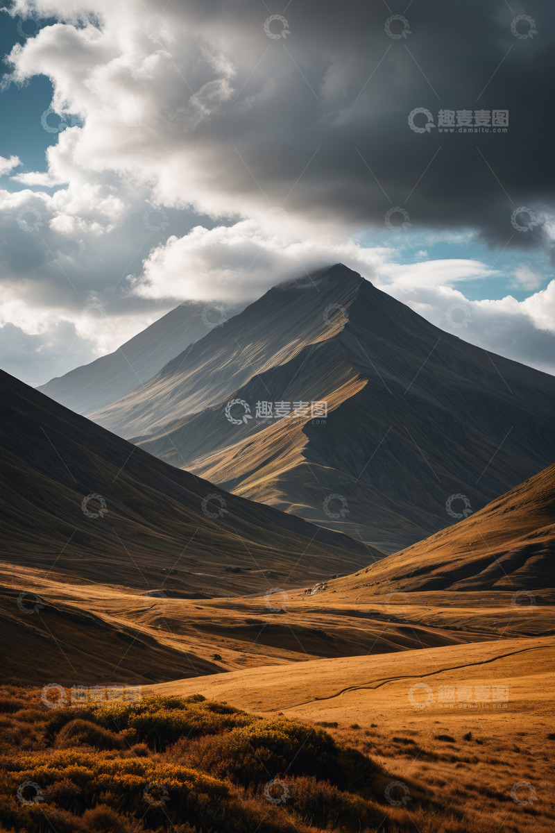 高清大图下载【趣麦麦图】山间开阔地自然风光